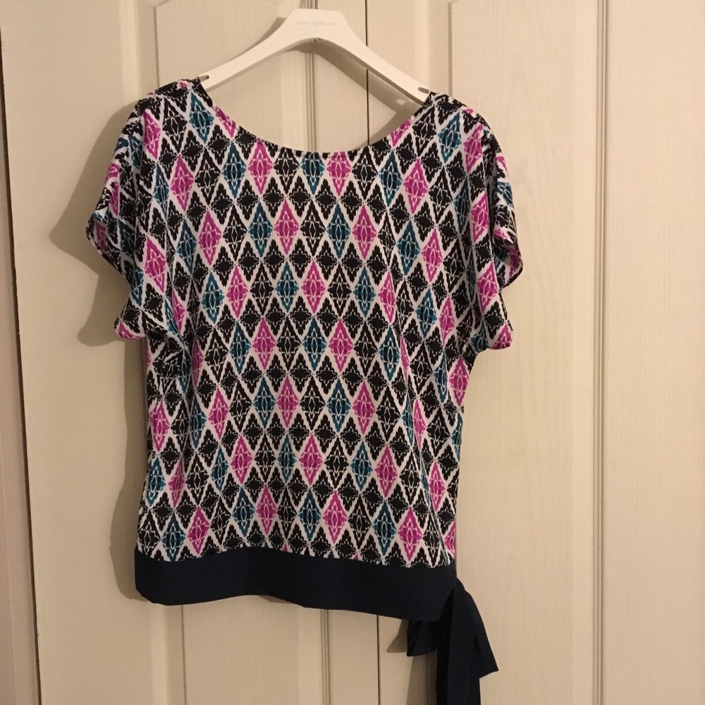 V back top
